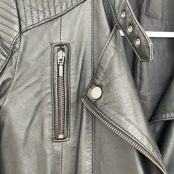 Jacket - Picture 2 of 3